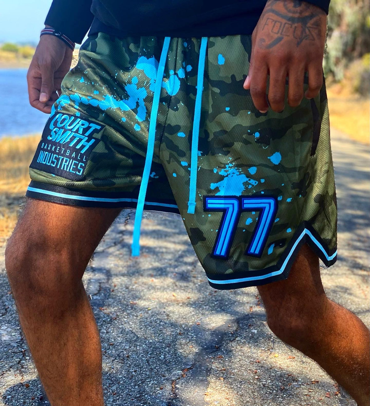 PARADE SHORTS - CAMO